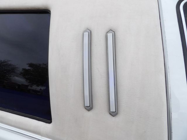 413310-56 Lincoln Town Car 4.6 Limousine -97 (Polski-reg)