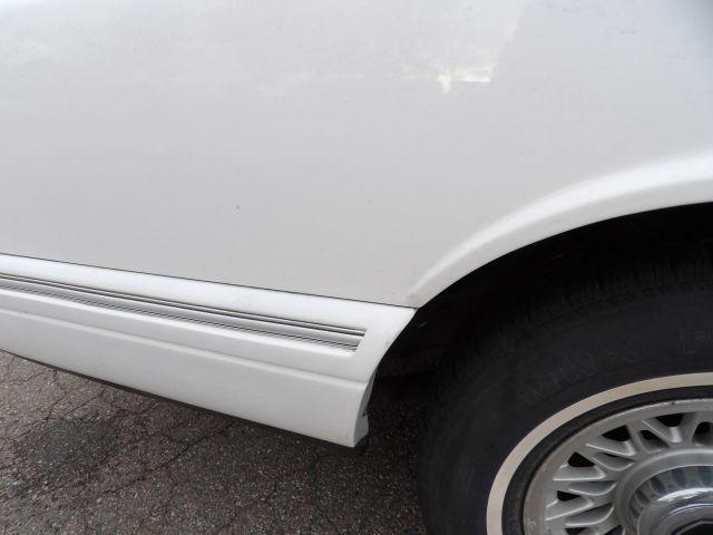 413310-58 Lincoln Town Car 4.6 Limousine -97 (Polski-reg)