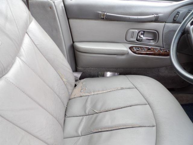 413310-64 Lincoln Town Car 4.6 Limousine -97 (Polski-reg)