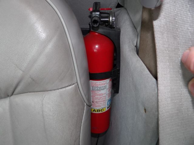 413310-73 Lincoln Town Car 4.6 Limousine -97 (Polski-reg)