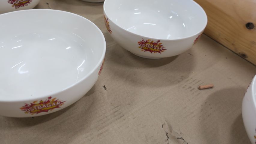 397219-8 Parti med heminredning