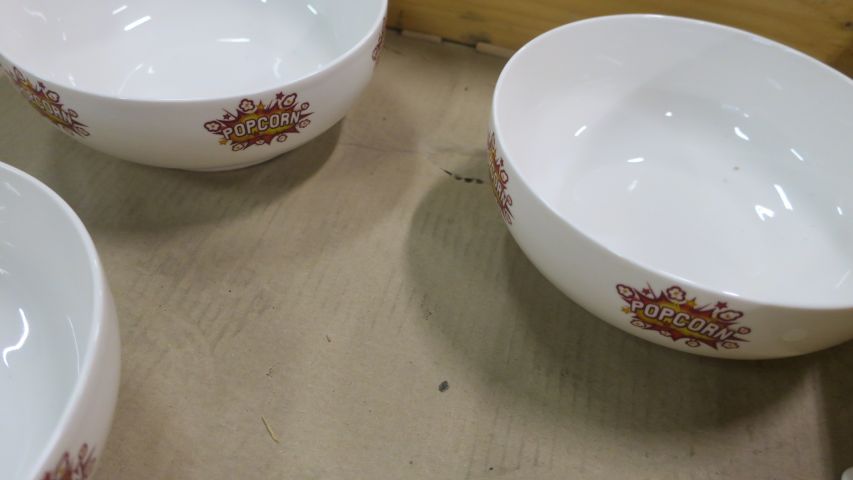 397219-10 Parti med heminredning