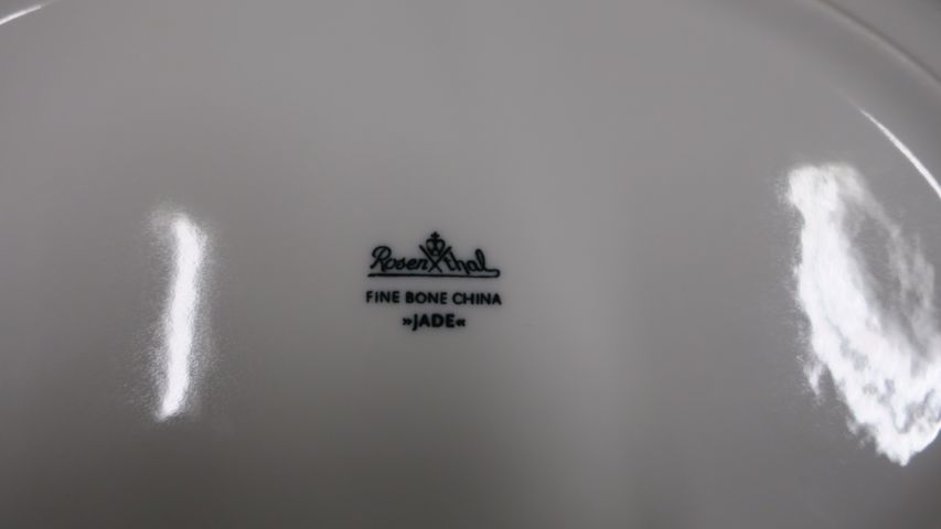 397219-20 Parti med heminredning