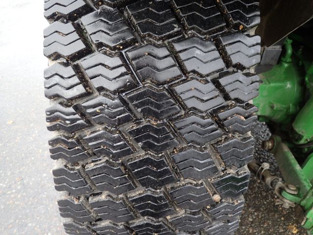 402752-12 JOHN DEERE 5620 Reg: UKU058