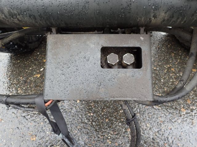 402752-21 JOHN DEERE 5620 Reg: UKU058