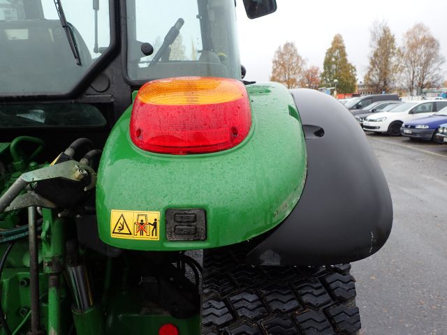 402752-53 JOHN DEERE 5620 Reg: UKU058