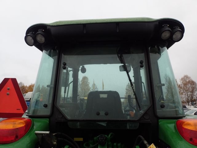 402752-56 JOHN DEERE 5620 Reg: UKU058