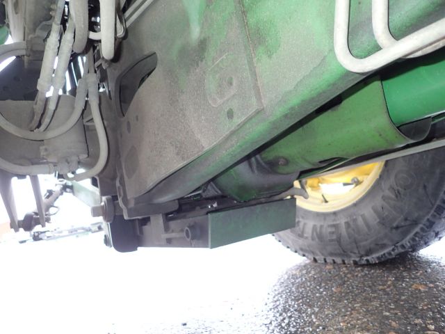 402752-65 JOHN DEERE 5620 Reg: UKU058