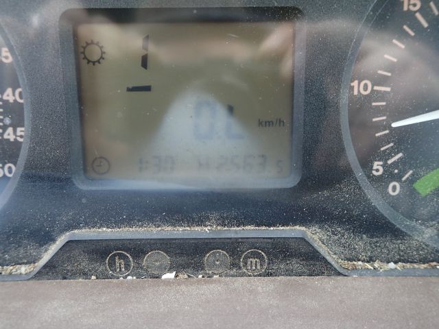 402752-72 JOHN DEERE 5620 Reg: UKU058