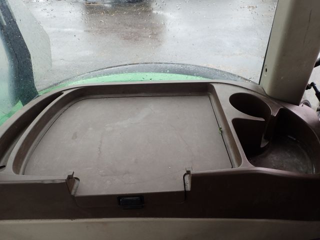 402752-88 JOHN DEERE 5620 Reg: UKU058