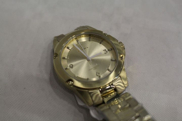 424374-3 Klocka Triwa, Skala, Inklusive frakt