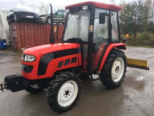 427412-1 Traktor Futon 4x4