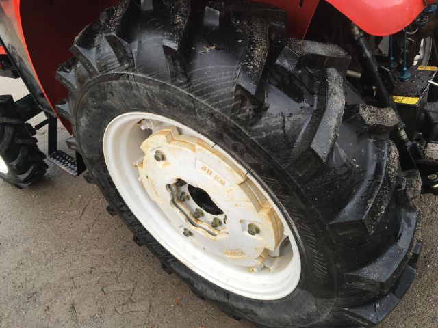 427412-8 Traktor Futon 4x4