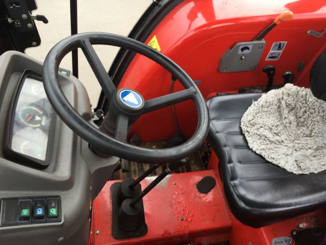 427412-11 Traktor Futon 4x4