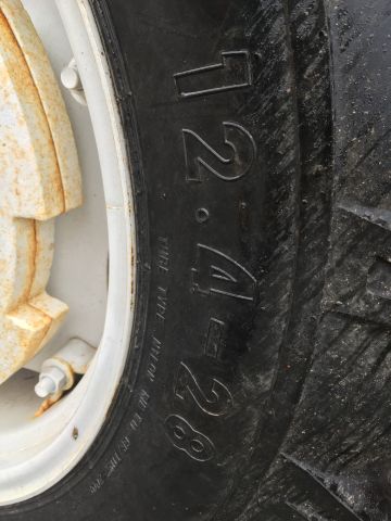 427412-14 Traktor Futon 4x4