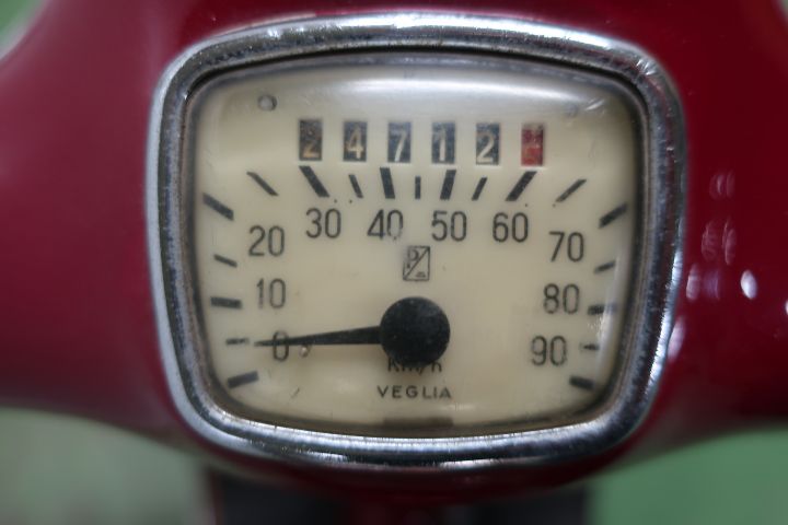 421501-8 Piaggio Vespa 125cc -56