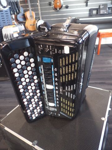 400457-3 NEW Accordion Roland FR-3x