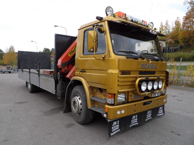 416864-2 SCANIA G82 M 4X2 54 -83 LEW800