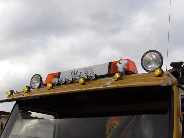 416864-28 SCANIA G82 M 4X2 54 -83 LEW800