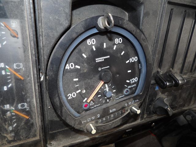 416864-29 SCANIA G82 M 4X2 54 -83 LEW800