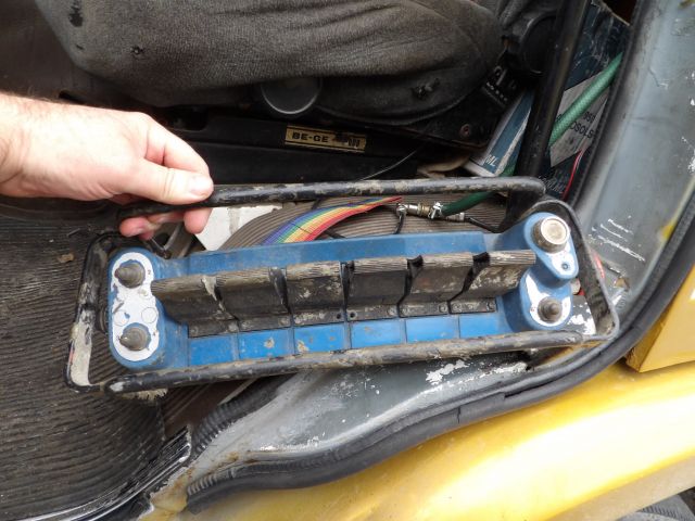 416864-32 SCANIA G82 M 4X2 54 -83 LEW800