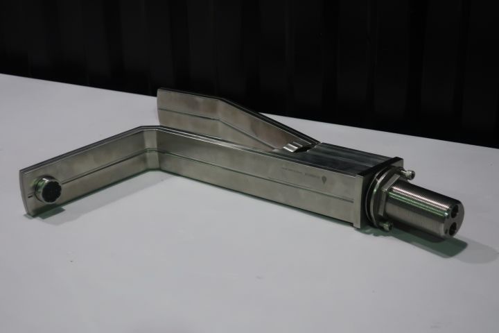 409357-6 Exclusive kitchen mixer Design by Jacob Jensen.