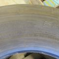 415140-5 2 st lastbilsdäck i nyskick, Bridgestone R-Steer 001 - 315/70R22,5