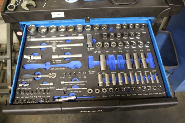 427687-4 Tool cabinett Ferax