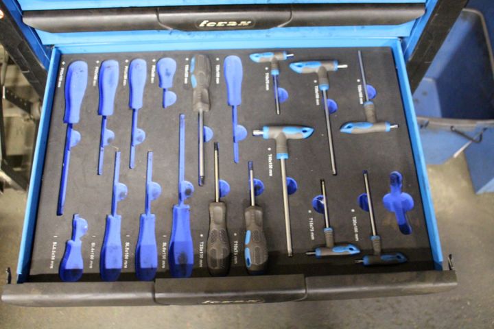 427687-6 Tool cabinett Ferax