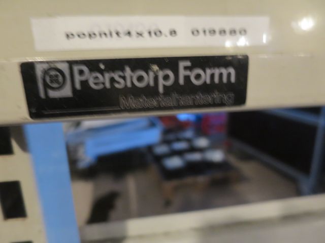 421672-17 Hyllvagnar och förvaringsvagnar