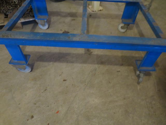 421672-26 Hyllvagnar och förvaringsvagnar