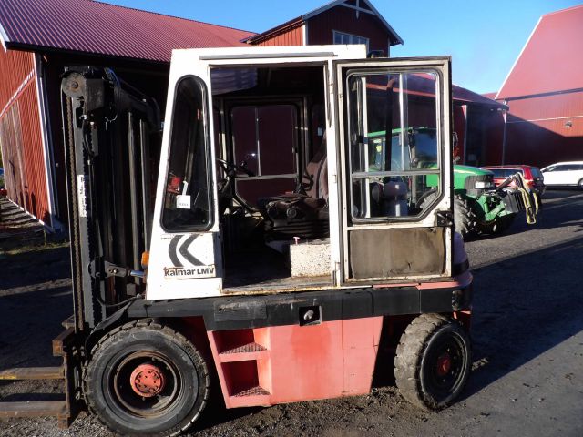 413314-5 Kalmar 3-500 diesel truck -82