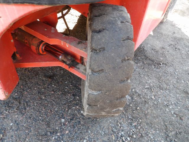 413314-26 Kalmar 3-500 diesel truck -82