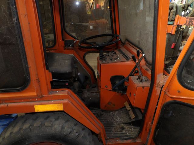 413346-18 Kubota B7100 with gear (rope object)