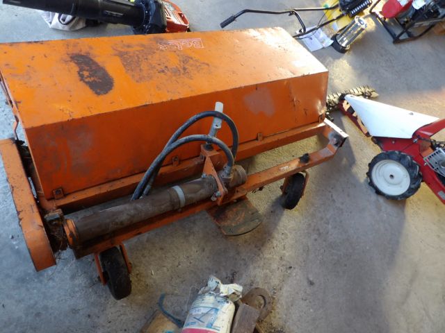 413346-32 Kubota B7100 with gear (rope object)