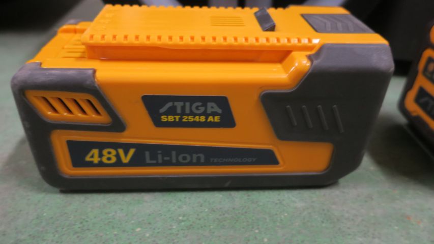 417435-6 Stiga Combi 40 AE