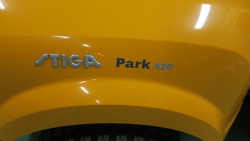 417456-2 Stiga Park 420