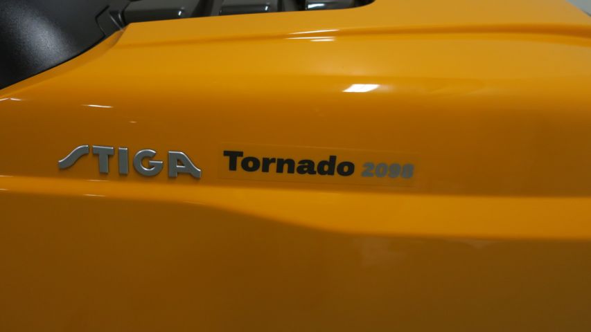 417457-2 Stiga Tornado 2098