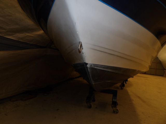 413416-9 Bayliner Capri 5.0L V8-87