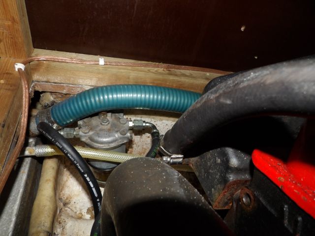 413416-22 Bayliner Capri 5.0L V8-87