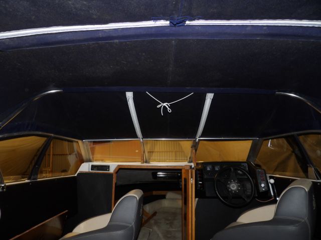 413416-32 Bayliner Capri 5.0L V8-87