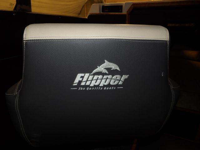 413416-33 Bayliner Capri 5.0L V8-87