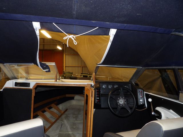 413416-37 Bayliner Capri 5.0L V8-87