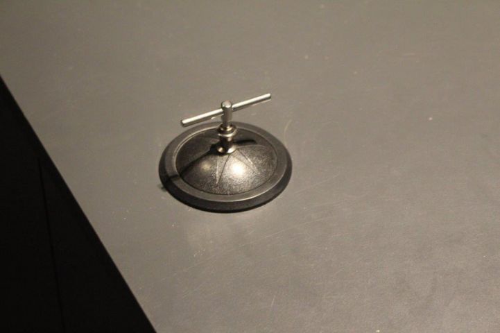 429512-21 Larm, ljud- och ljusutrustning från skobutik i Stockholm