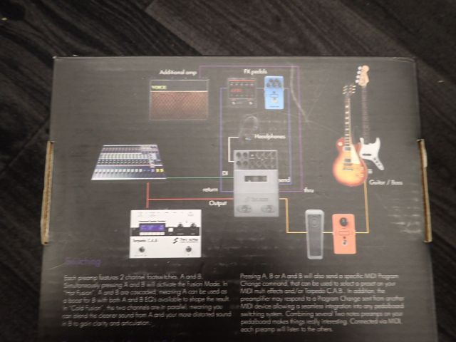 400639-10 Two Notes Le Bass Dual Channel Preamp