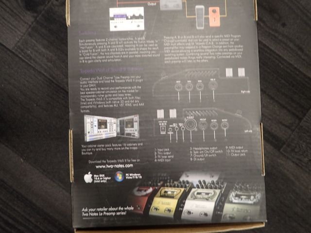 400639-11 Two Notes Le Bass Dual Channel Preamp