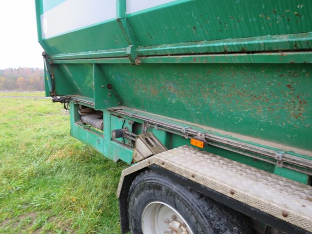 413681-17 KOMPTECH Jumbo  screener -2007