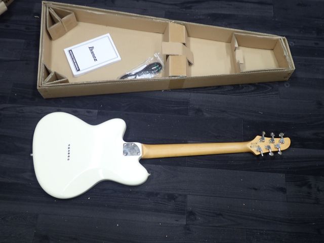 400676-6 Electric Guitar Ibanez TM-302 IV