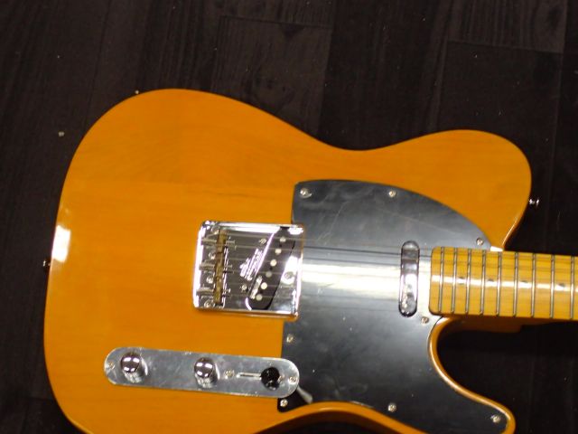 400677-5 Electric Guitar Vintage Reissued v52