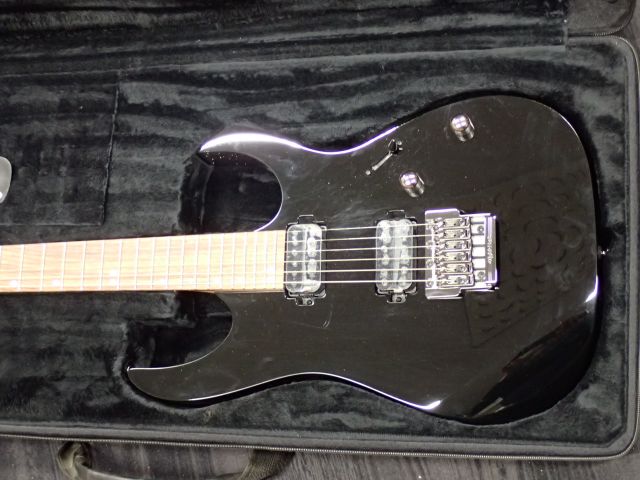400688-2 Electric Guitar Ibanez Premium RG 821